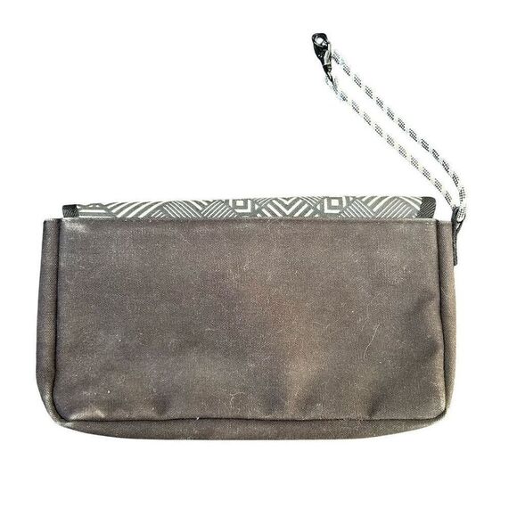 KAVU Mondo Spender Black Geometric Trifold Wallet Wristlet Unisex - Picture 2 of 3